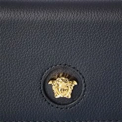 Brand new 👏 Versace La Medusa Leather Coin Purse 🔥 9 Brand new 👏 Versace La Medusa Leather Coin Purse 🔥 -Versace Sales Store 12d891ec80154e7caa4eb3e973f4b782 9aaff8eb e207 429c 97fa 8a83701ec2c2 1080x