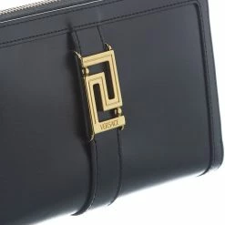 Cheapest ✨ Versace Greca Leather Zip Around Wallet ✔️ -Versace Sales Store 17eecd6a575e49d5bd4f1c56710e8051 1080x