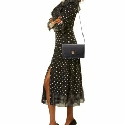 Best Sale ❤️ Versace La Medusa Long Leather Shoulder Bag ❤️ 9 Best Sale ❤️ Versace La Medusa Long Leather Shoulder Bag ❤️ -Versace Sales Store b182083a3f9c403a8ea41e37ab907739 1080x