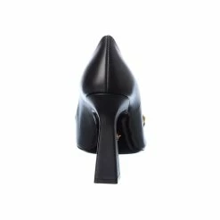 Outlet 😉 Versace Medusa Chain Leather Pump 🤩 -Versace Sales Store c8dd992c53df45469201d447047270ac 1080x